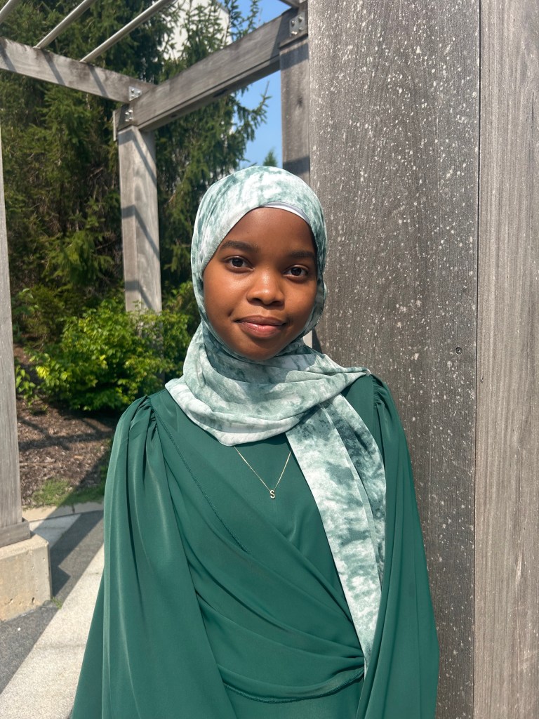 Shreen Ahmed, STEM-POWER and FYRE undergraduate researcher